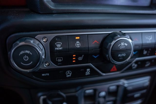 Used 2018 Jeep Wrangler Unlimited Rubicon AWD/4WD image 22