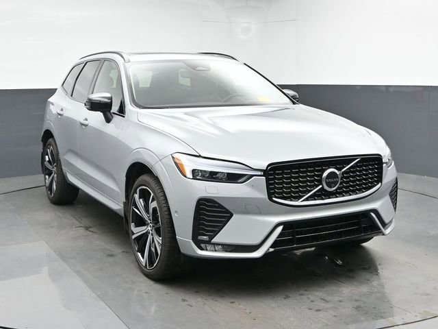 Used 2025 Volvo XC60 B5 Ultra w/ Protection Package Premier AWD/4WD image 2