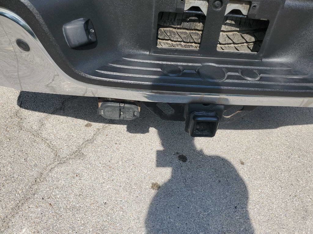 Used 2011 Toyota Tundra Limited image 19