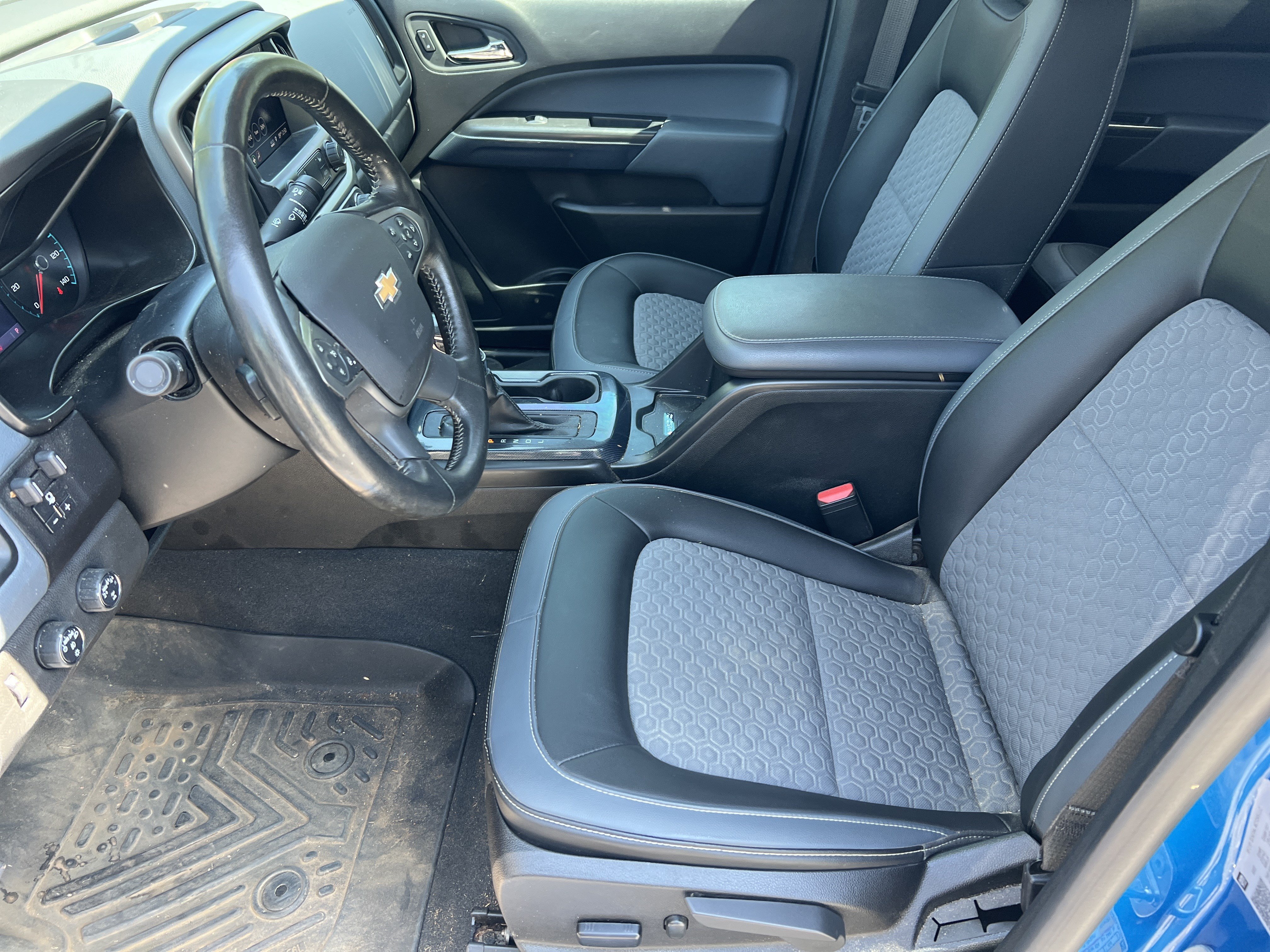 Certified 2022 Chevrolet Colorado Z71 AWD/4WD image 9
