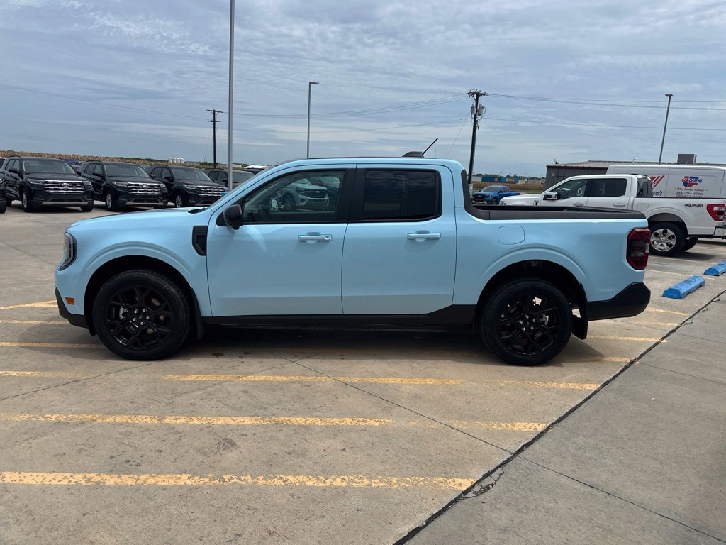 New 2026 Ford Maverick Lariat w/ Black Appearance Package AWD/4WD image 4