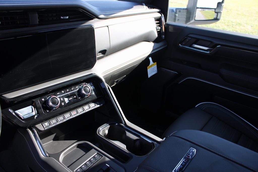 New 2026 GMC Sierra 2500 AT4X image 15