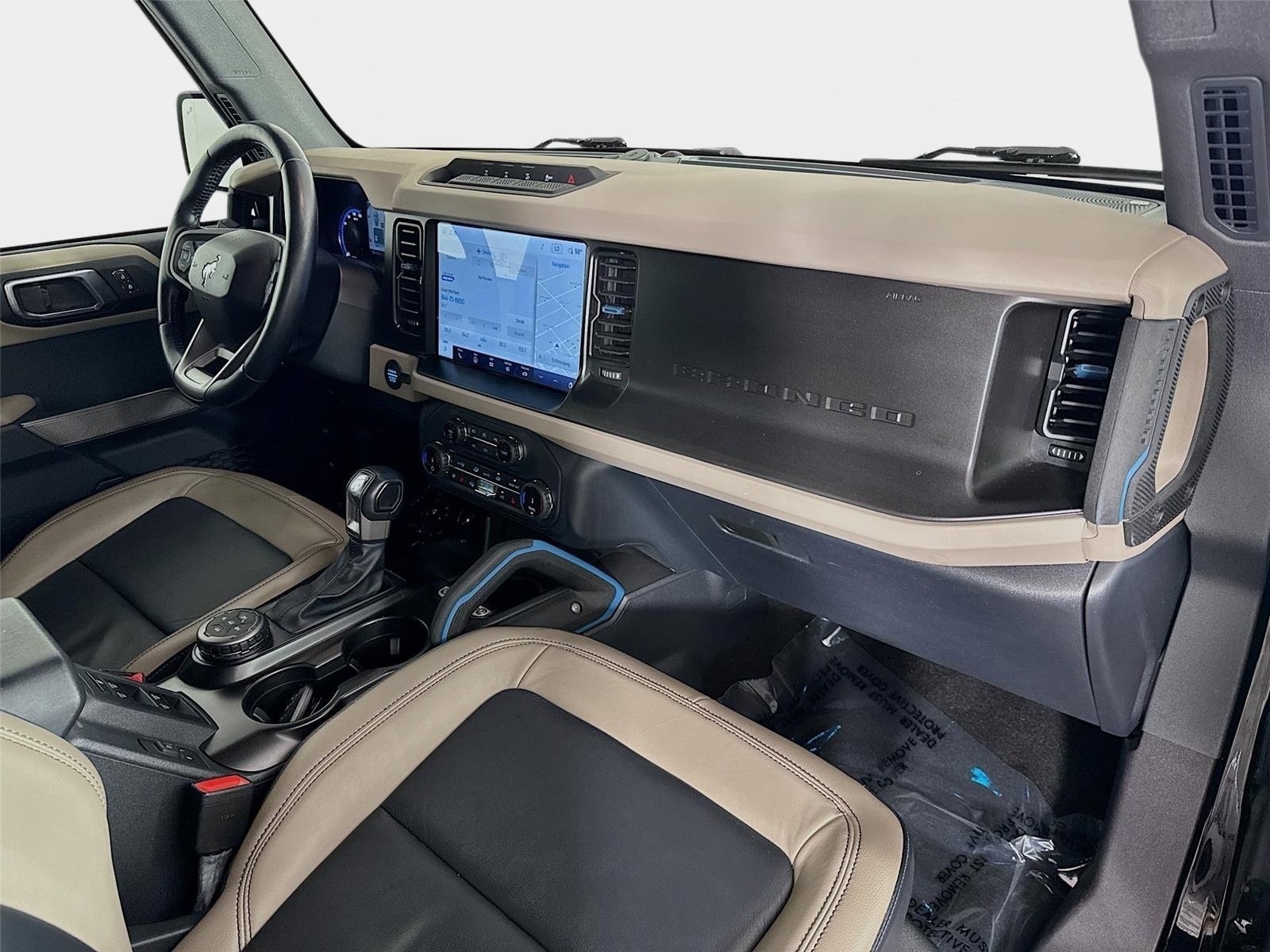 Used 2022 Ford Bronco Wildtrak AWD/4WD image 29