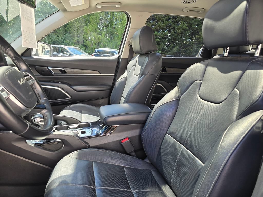 Used 2022 Kia Telluride EX w/ EX Premium Package AWD/4WD image 11