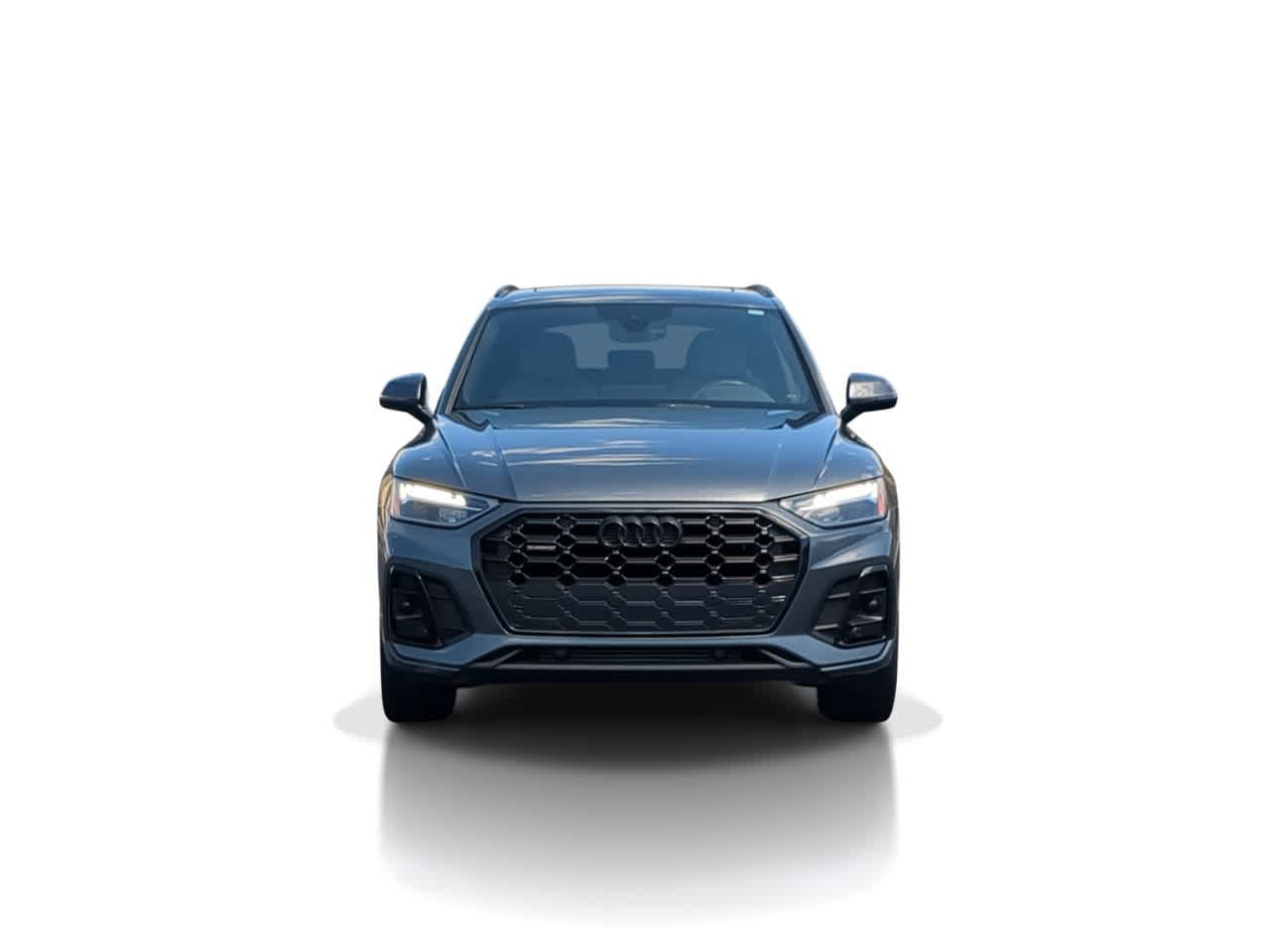 Used 2024 Audi Q5 2.0T Premium w/ Summer of Audi Package AWD/4WD image 3
