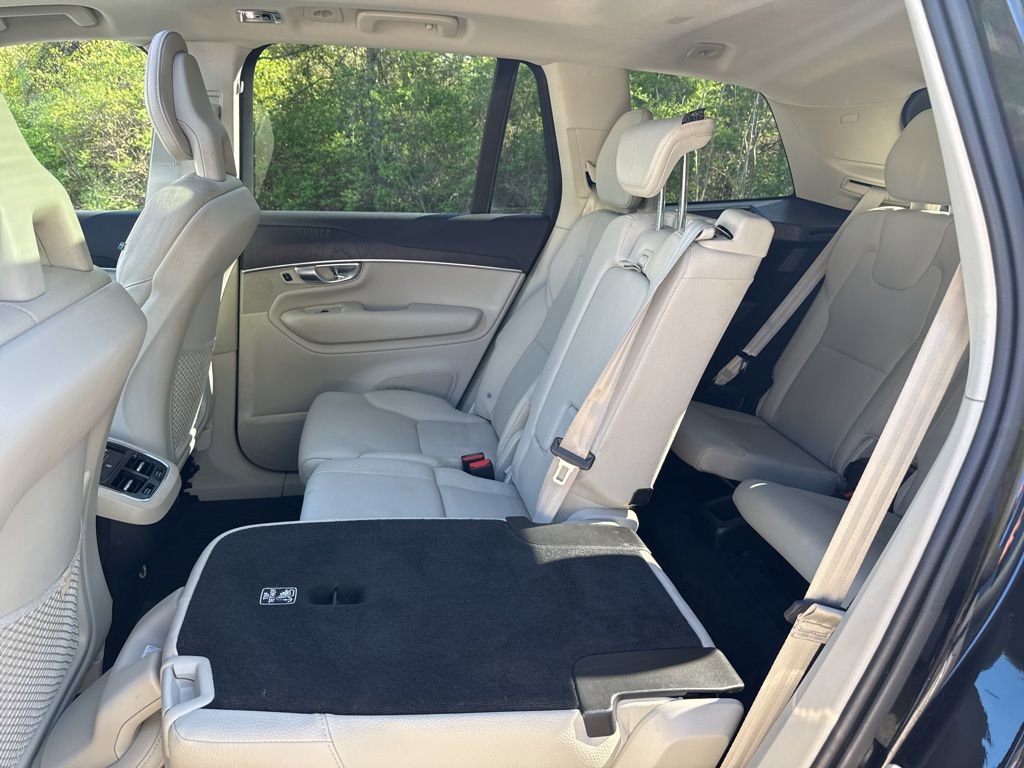 Used 2020 Volvo XC90 T5 Momentum AWD/4WD image 29