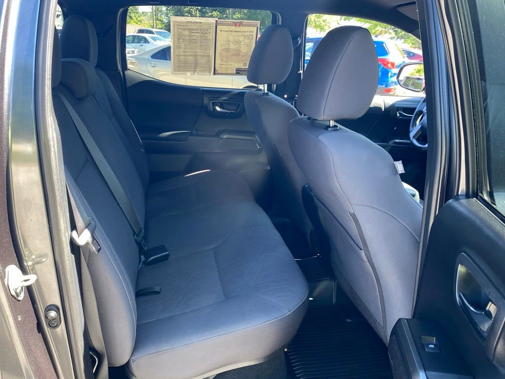 Used 2019 Toyota Tacoma TRD Sport AWD/4WD image 15