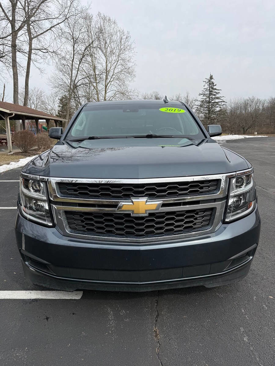 Used 2019 Chevrolet Tahoe LT image 2