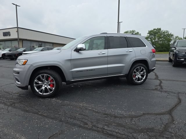 Used 2020 Jeep Grand Cherokee Summit AWD/4WD image 3