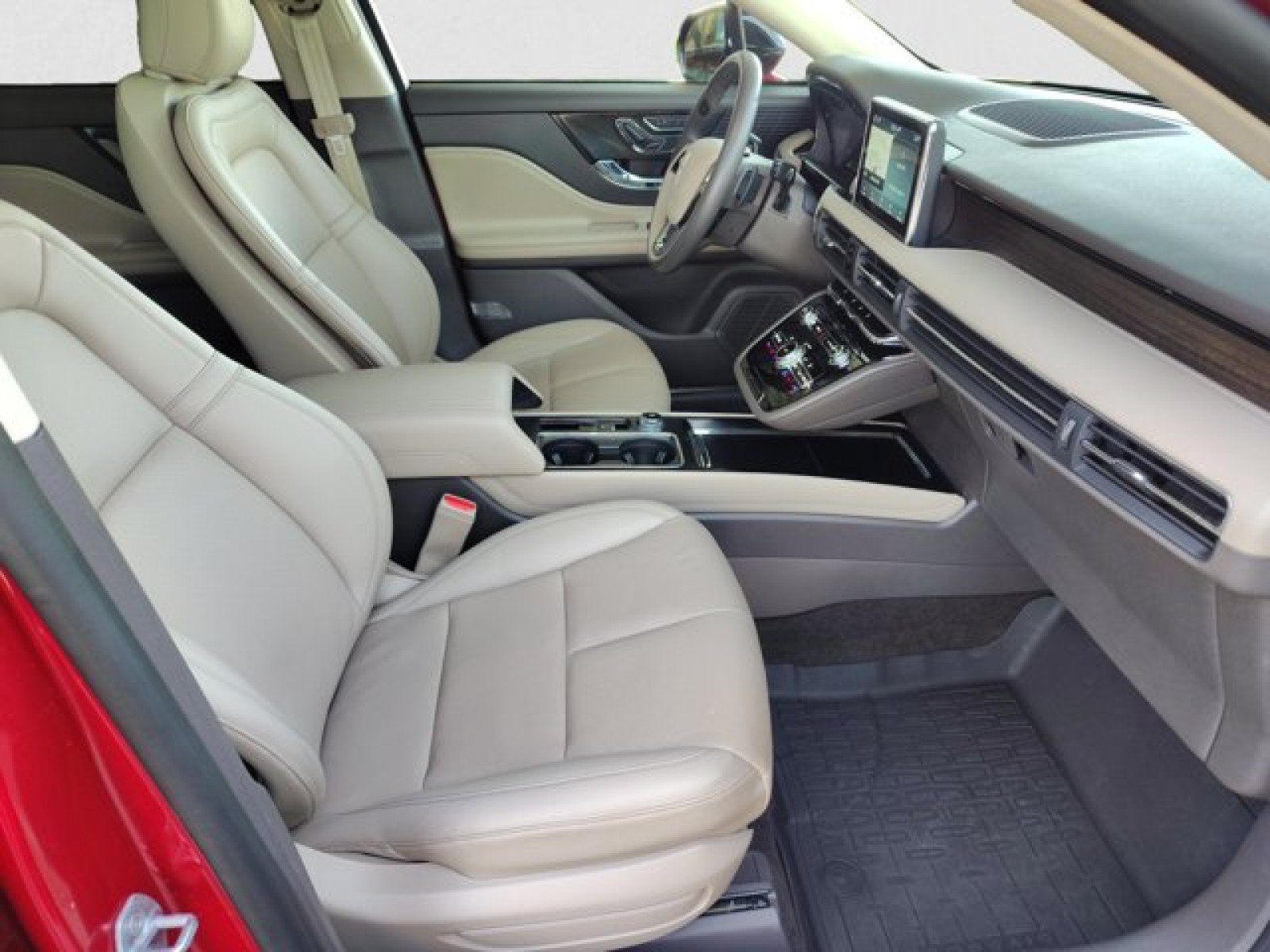 Used 2022 Lincoln Corsair Reserve w/ Equipment Group 201A AWD/4WD image 20