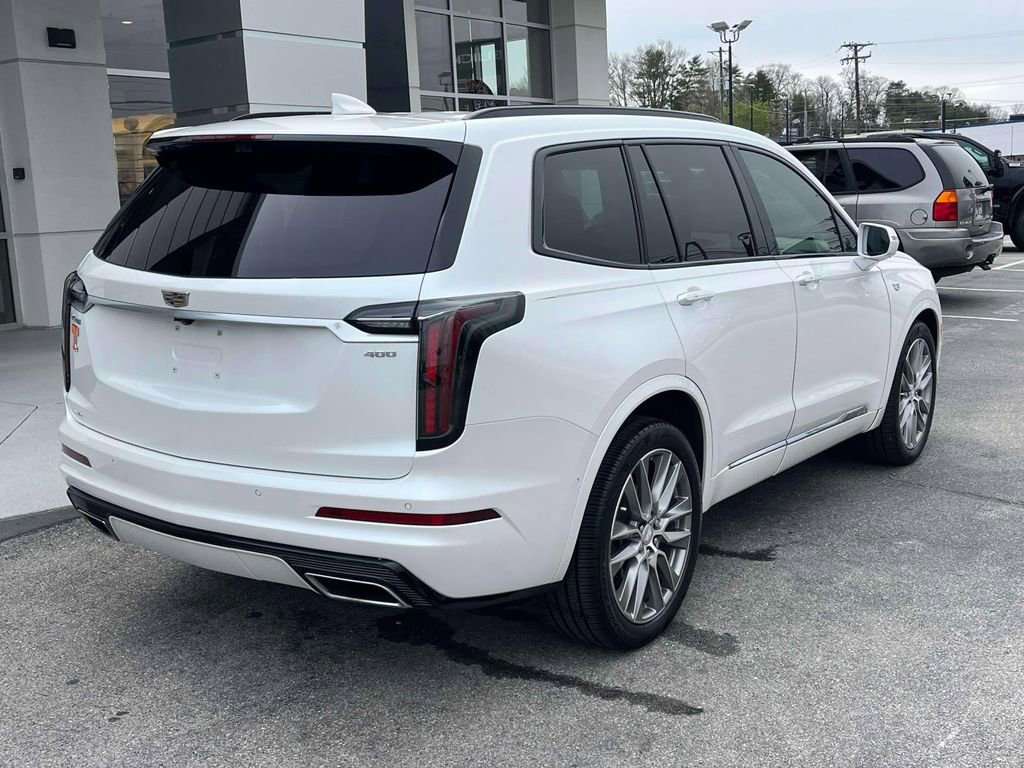 Used 2020 Cadillac XT6 Sport w/ Platinum Package image 3