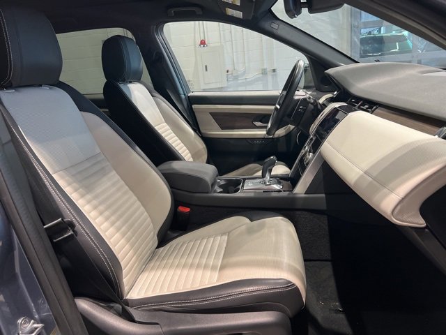 Used 2022 Land Rover Discovery Sport SE R-Dynamic image 30