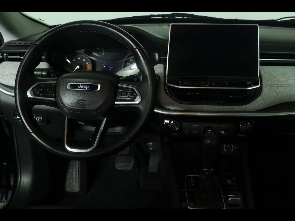 Used 2022 Jeep Compass Latitude image 14