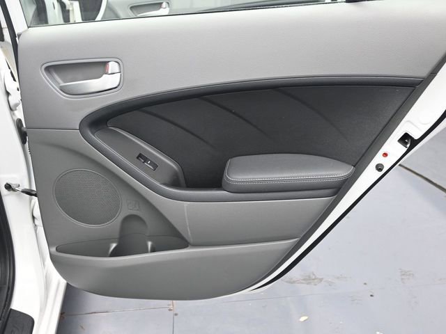 Used 2017 Kia Forte LX w/ LX Popular Package image 28