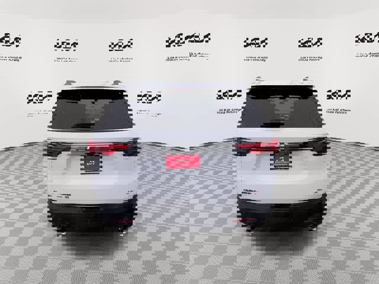 Used 2023 Chevrolet Traverse RS image 7