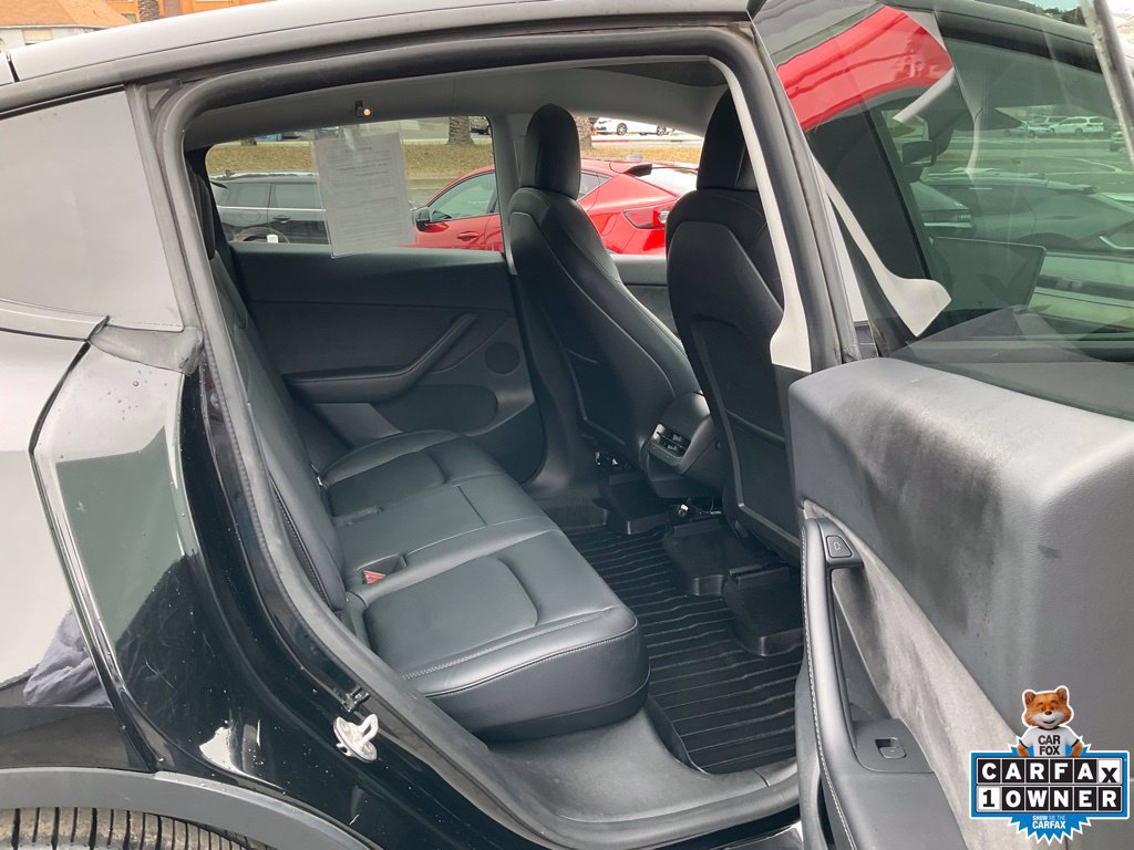 Used 2022 Tesla Model Y Performance AWD/4WD image 49