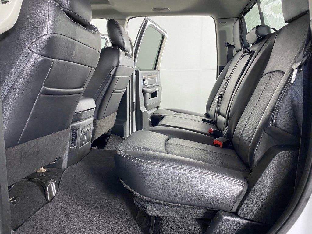 Used 2018 RAM 1500 Laramie w/ Convenience Group image 18