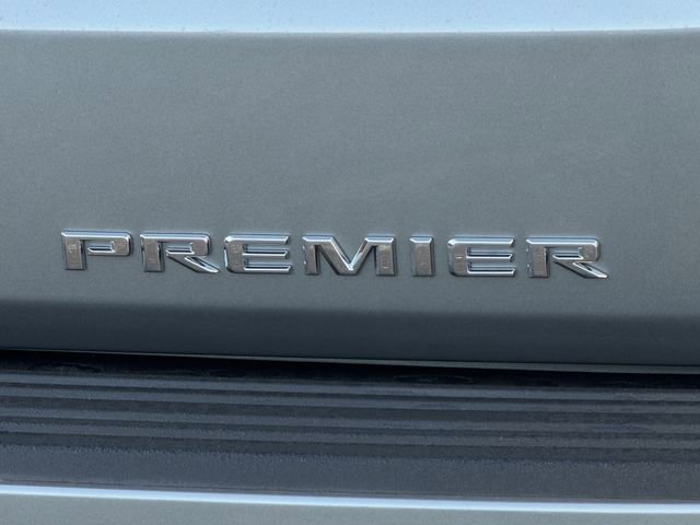 New 2026 Chevrolet Suburban Premier RWD image 9