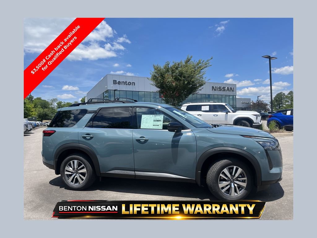 New 2026 Nissan Pathfinder SL FWD image 1