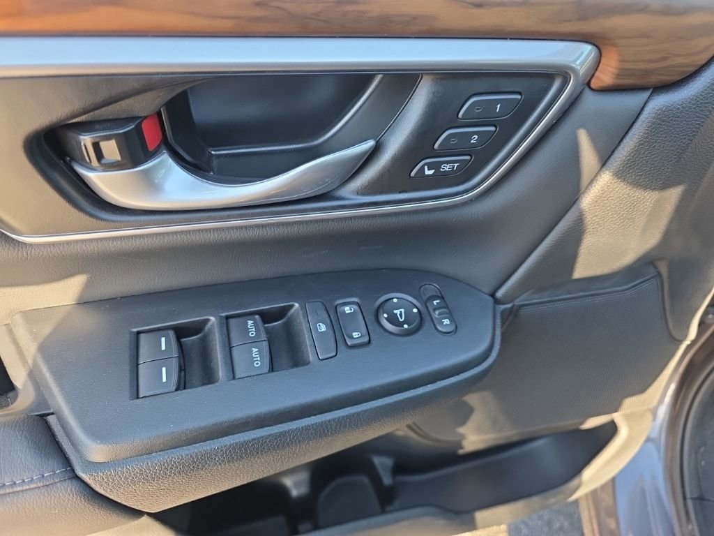 Used 2022 Honda CR-V Touring image 12