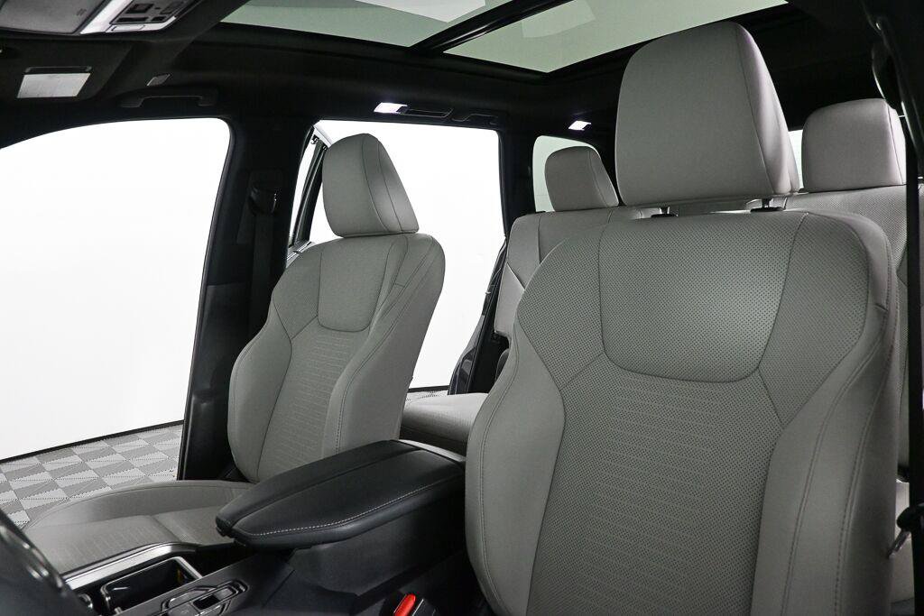 Used 2024 Lexus TX 350 FWD w/ Captains Chair Package image 5