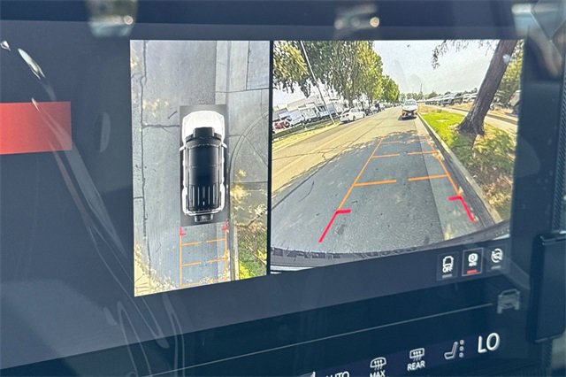 New 2026 GMC Hummer EV SUV w/ LPO, Sport Package image 24