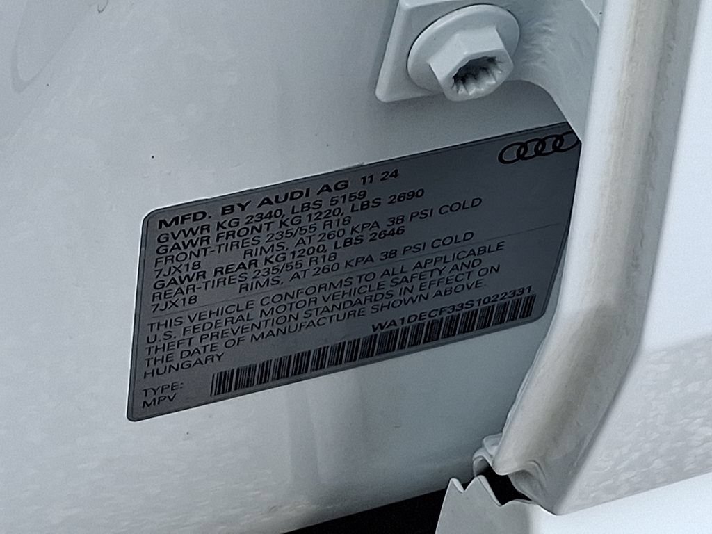 Certified 2025 Audi Q3 2.0T Premium AWD/4WD image 28