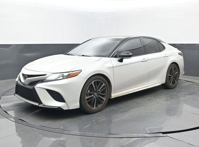Used 2019 Toyota Camry XSE image 8