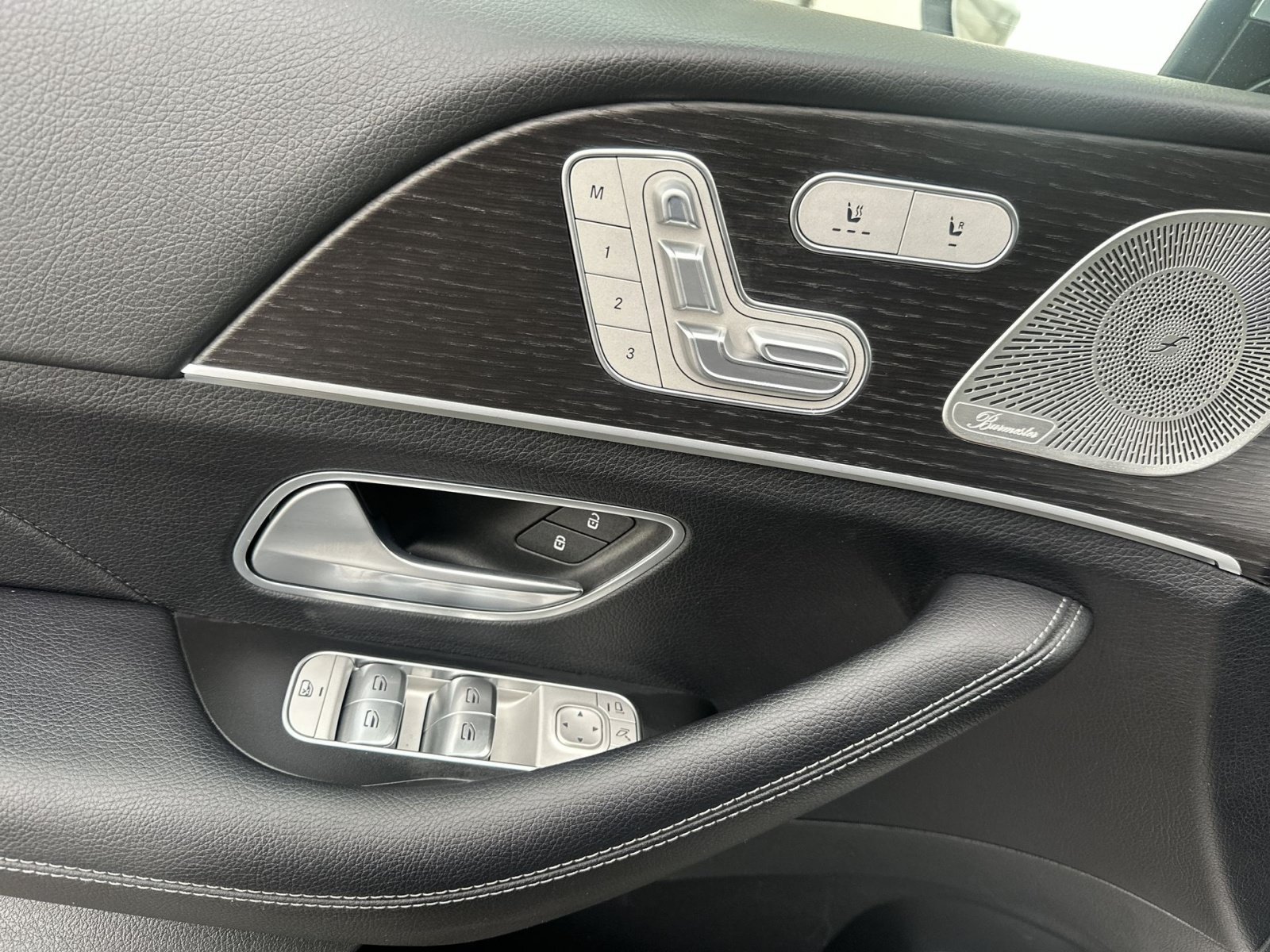 Used 2023 Mercedes-Benz GLE 350 4MATIC image 23