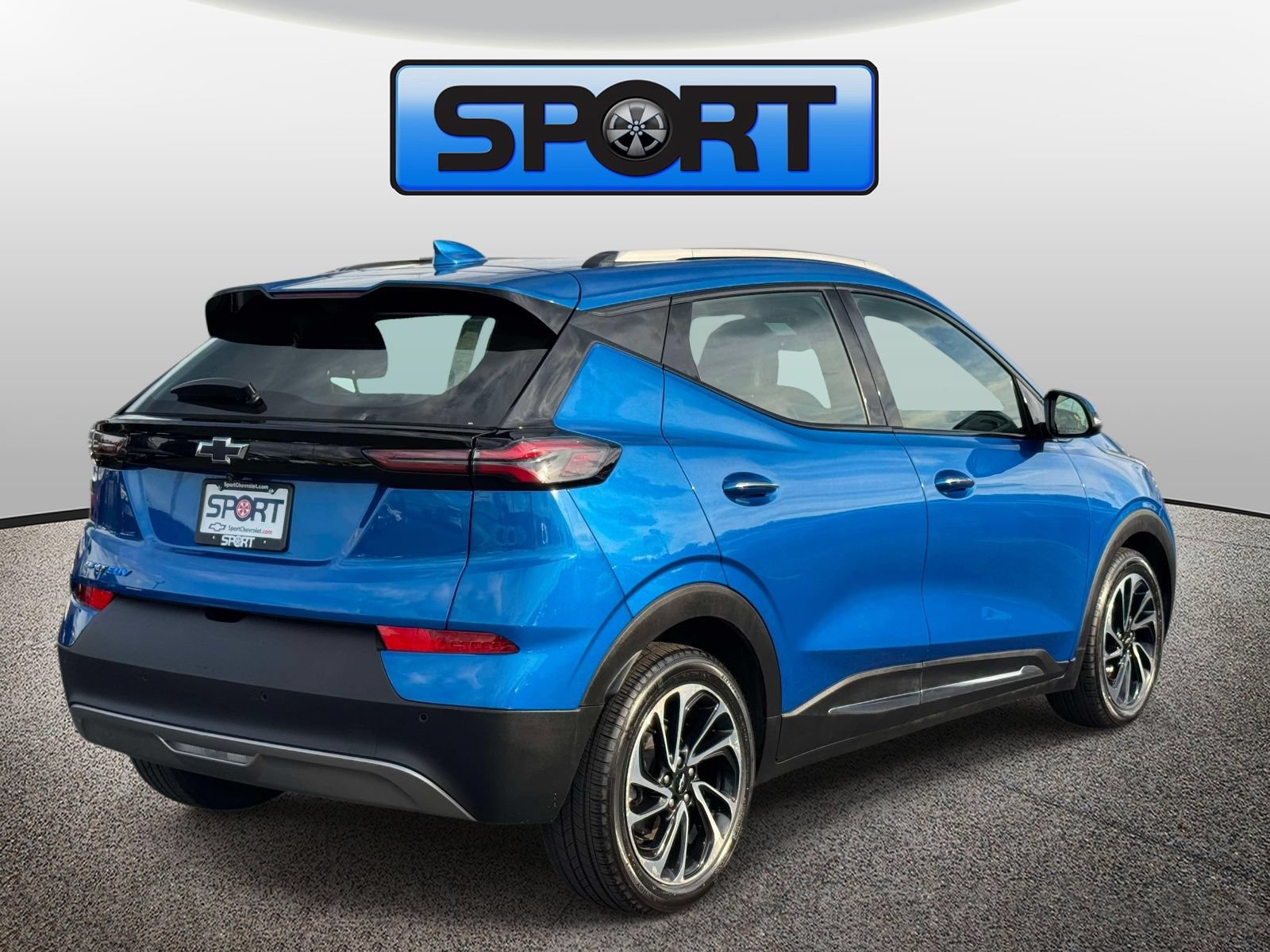 Used 2023 Chevrolet Bolt EUV Premier w/ Sun & Sound Package FWD image 26