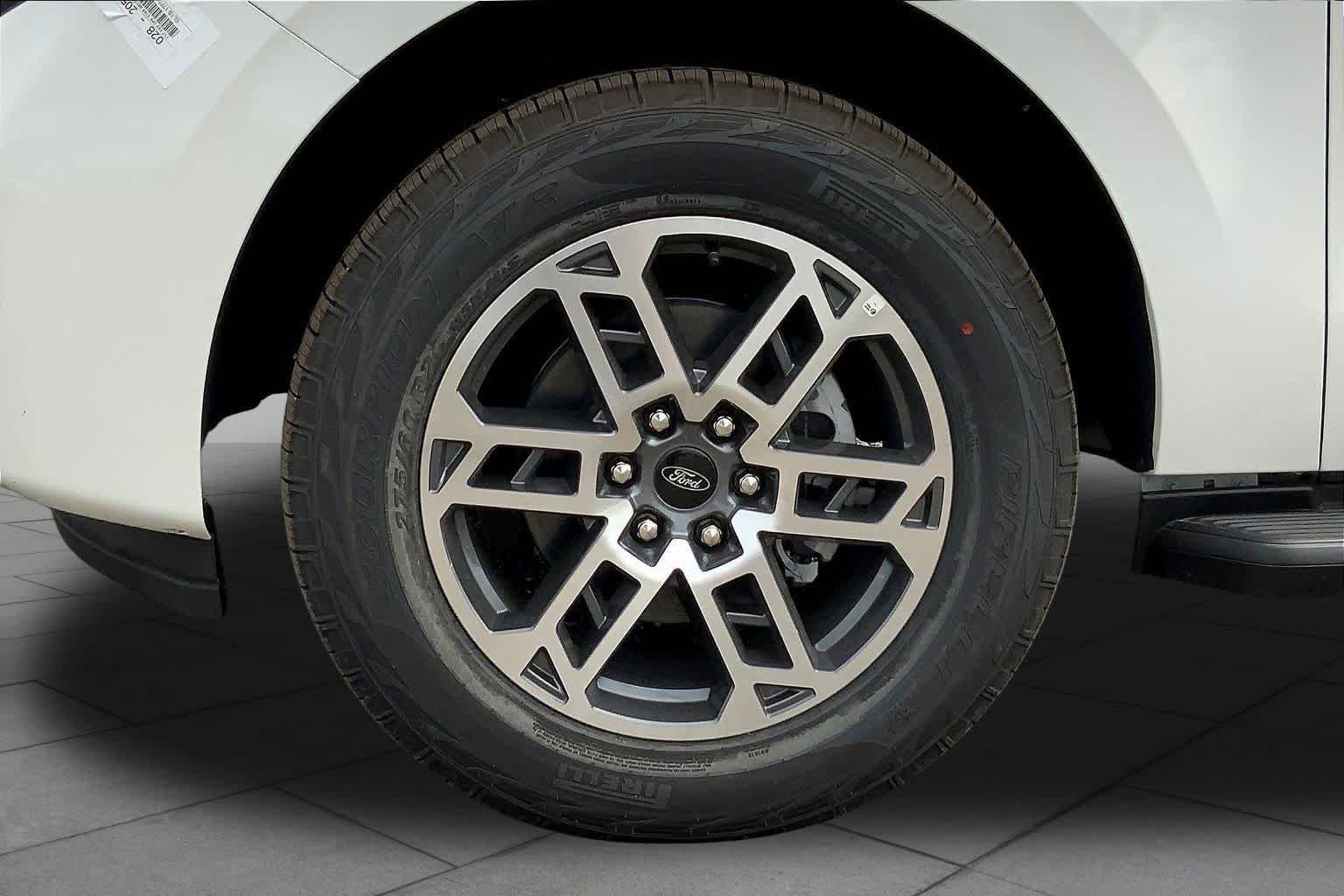 New 2026 Ford Expedition Active AWD/4WD image 12