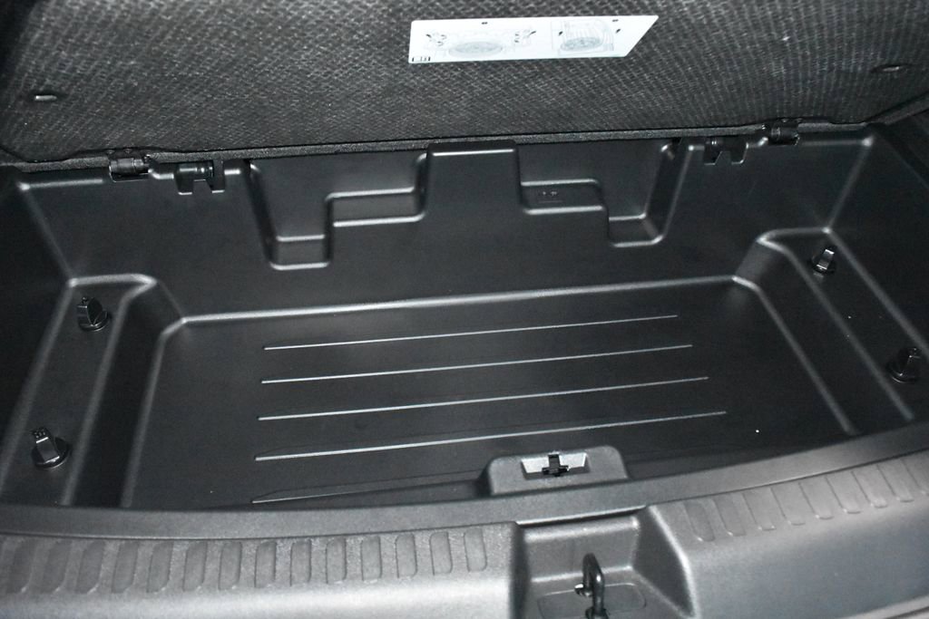 Used 2025 Buick Enclave Preferred w/ Power Package image 37