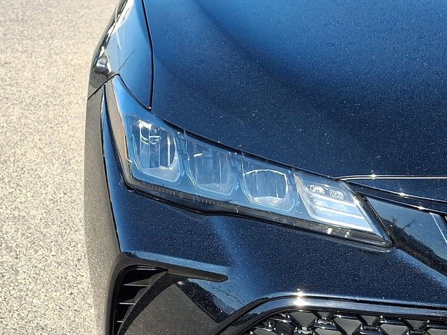 Used 2019 Toyota Avalon XSE FWD image 9