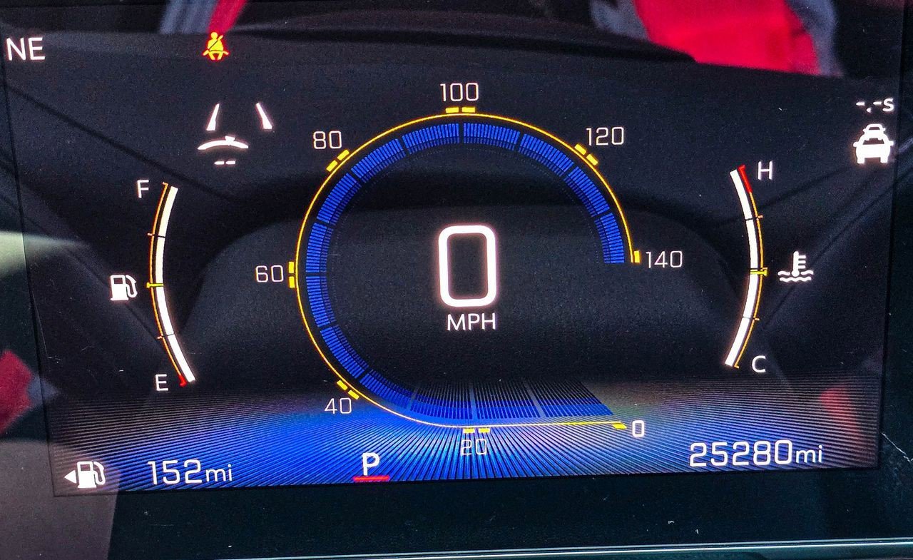 Certified 2025 Chevrolet Trax ACTIV w/ Sunroof Package image 26