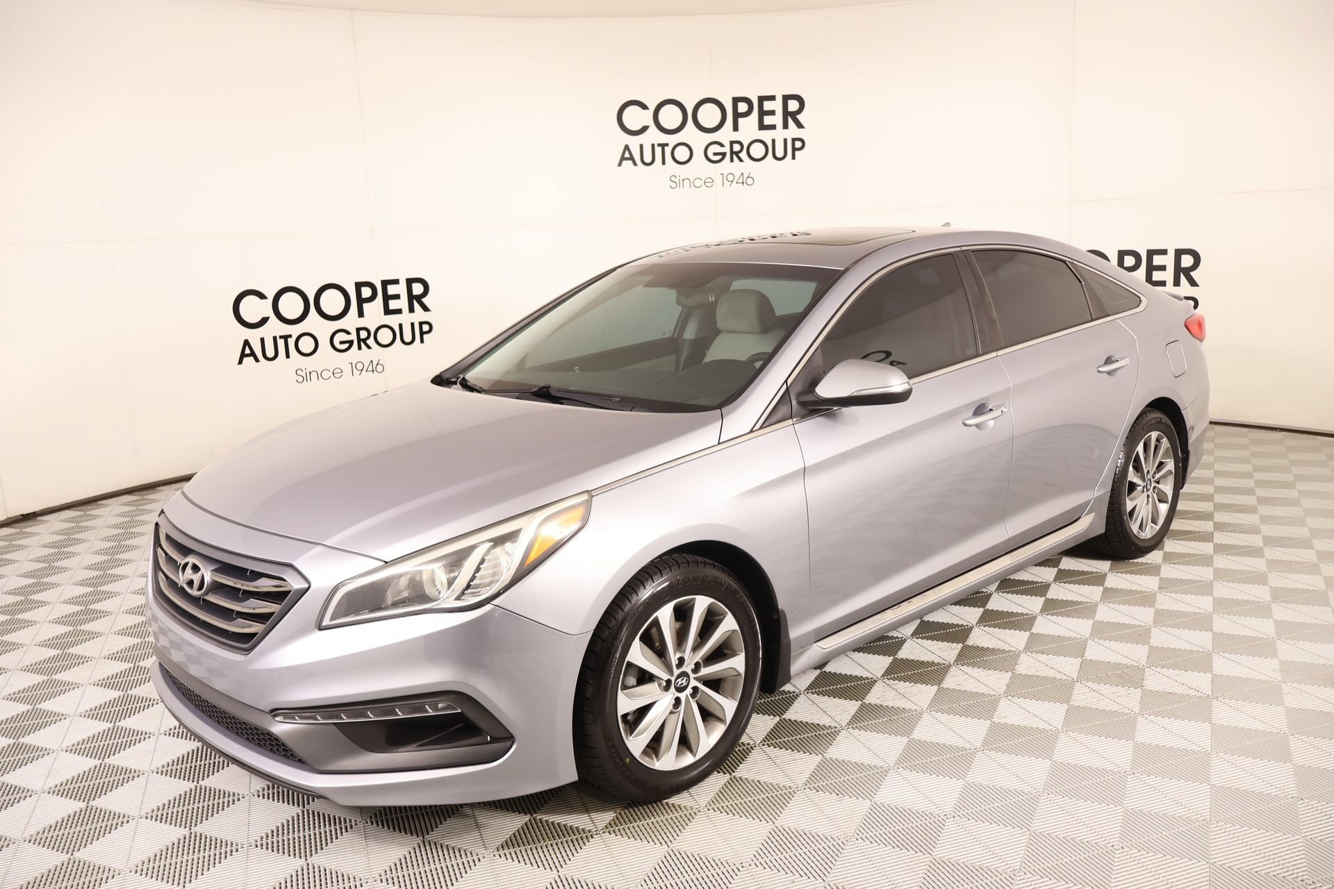 Used 2017 Hyundai Sonata Sport w/ Value Edition Package 02 FWD image 10