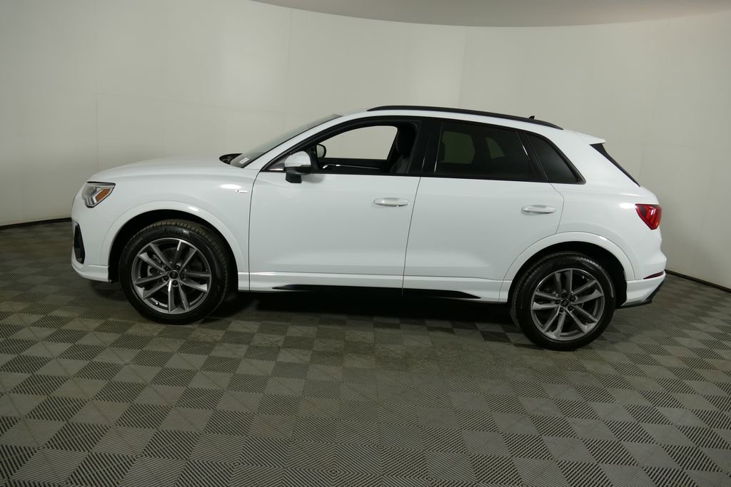 Used 2025 Audi Q3 2.0T Premium image 28