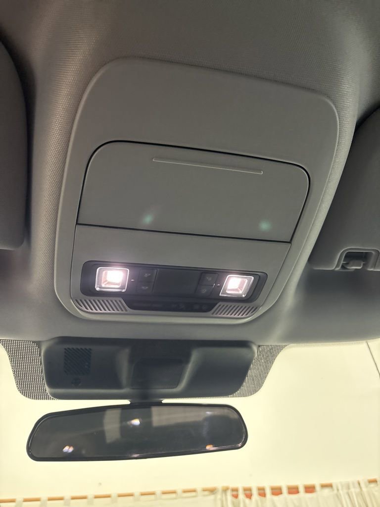 Used 2025 Ford F150 XLT w/ Equipment Group 301A Standard image 15