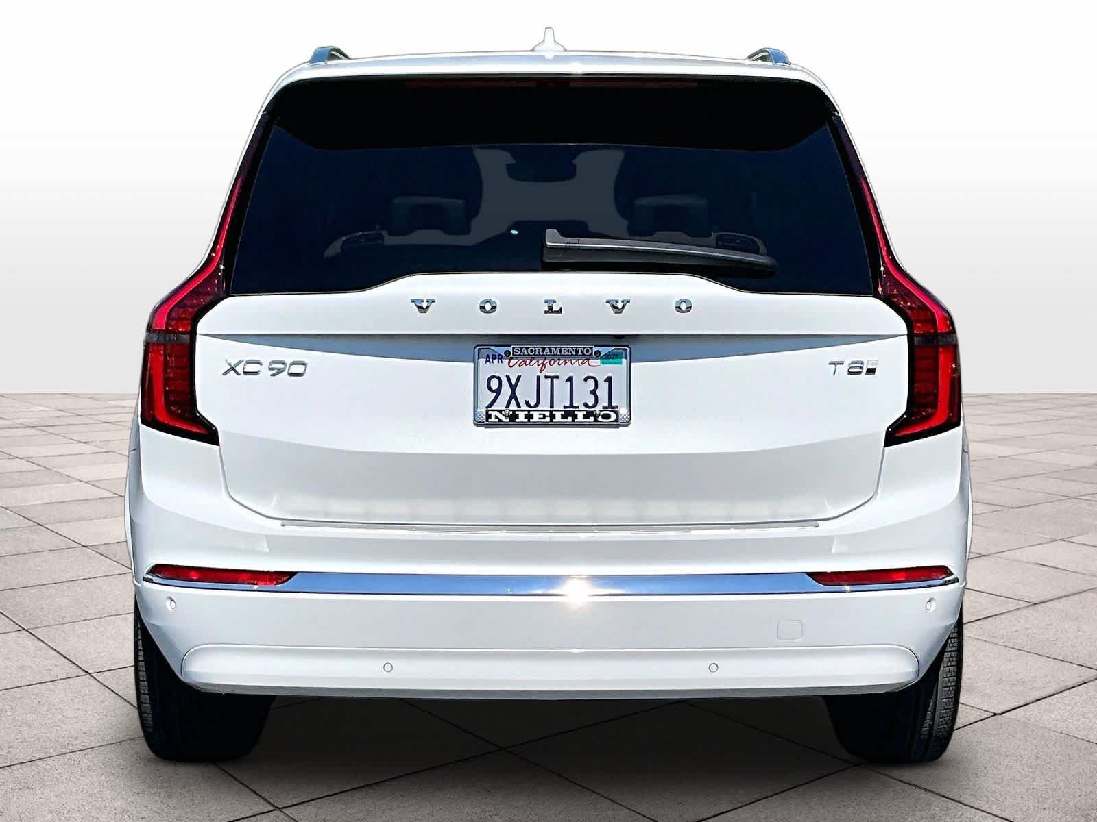 Used 2026 Volvo XC90 T8 Plus w/ Protection Package Premier AWD/4WD image 7