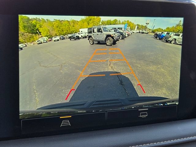 Used 2023 Chevrolet Suburban Premier AWD/4WD image 30