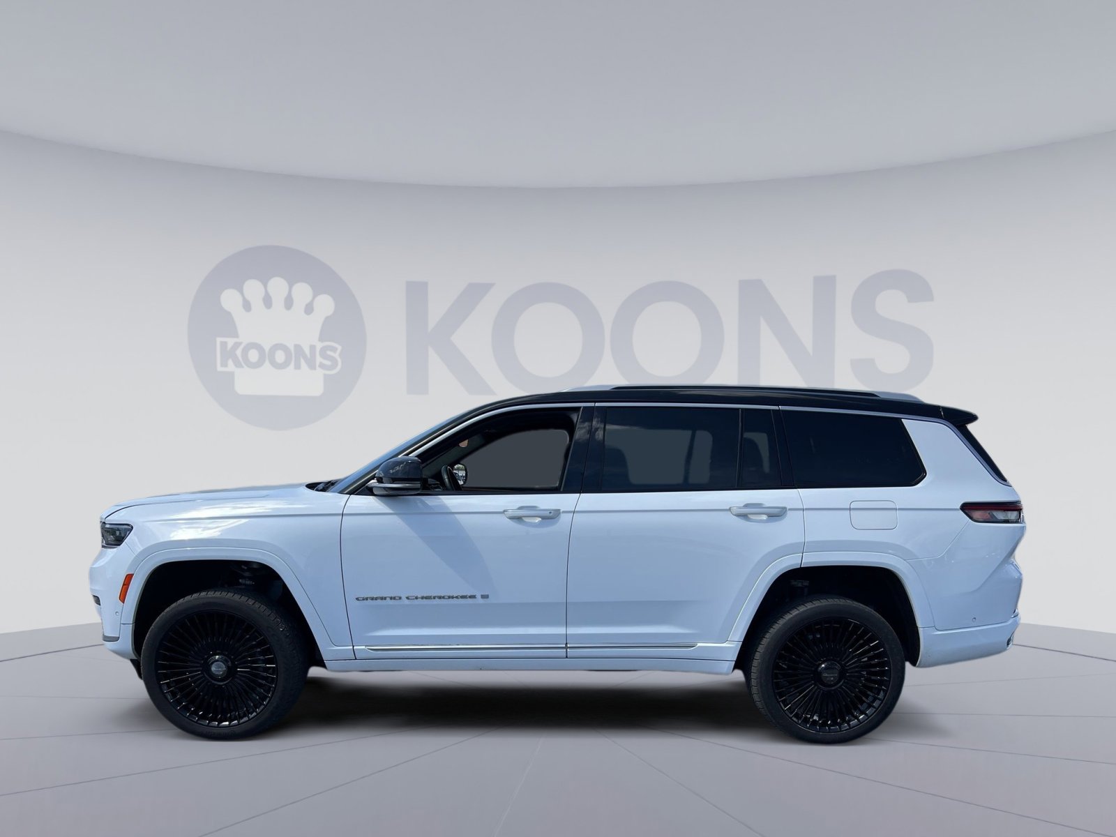 Used 2022 Jeep Grand Cherokee L Summit AWD/4WD image 13