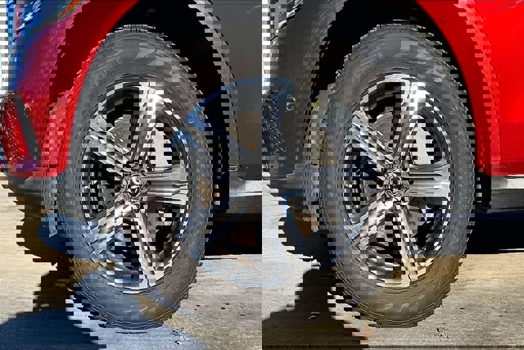 Used 2021 Mercedes-Benz GLC 300 4MATIC w/ Premium Package image 8