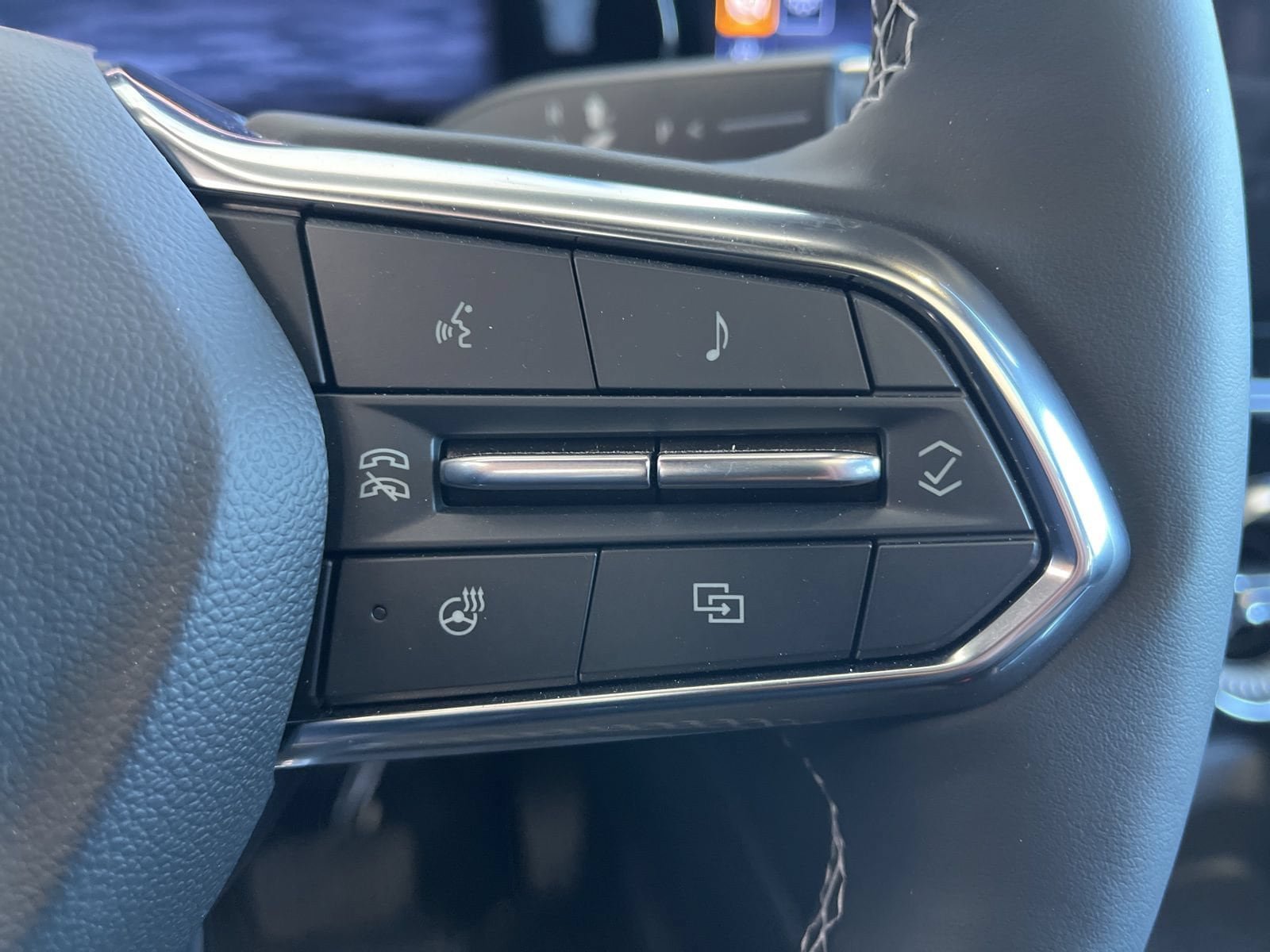 New 2024 Chevrolet Blazer EV LT AWD/4WD image 29