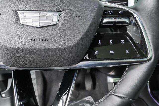 Used 2025 Cadillac Lyriq Sport AWD/4WD image 20