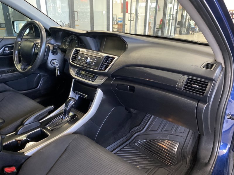 Used 2015 Honda Accord Sport image 11
