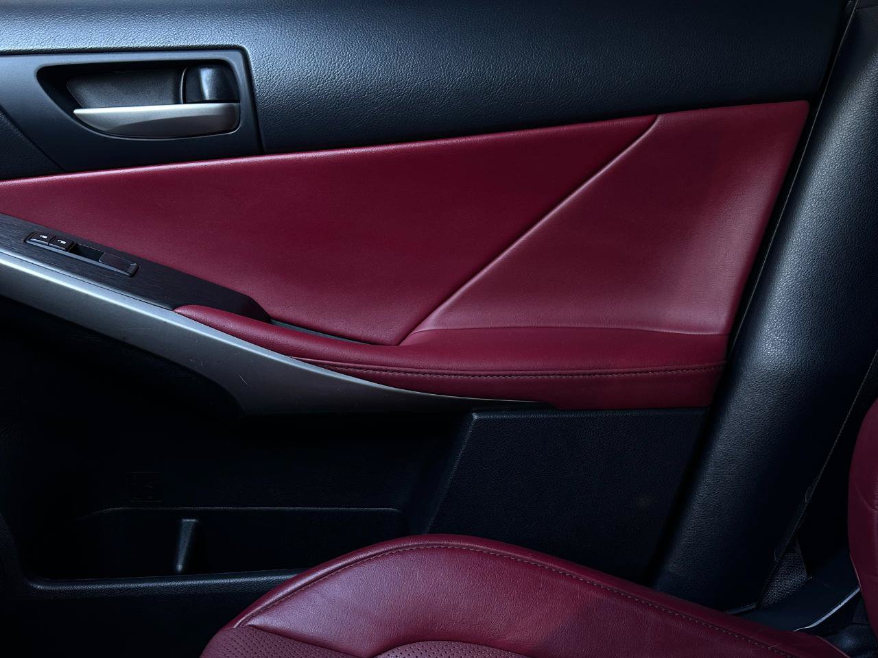 Used 2020 Lexus IS 350 F Sport w/ F Sport Package AWD/4WD image 29