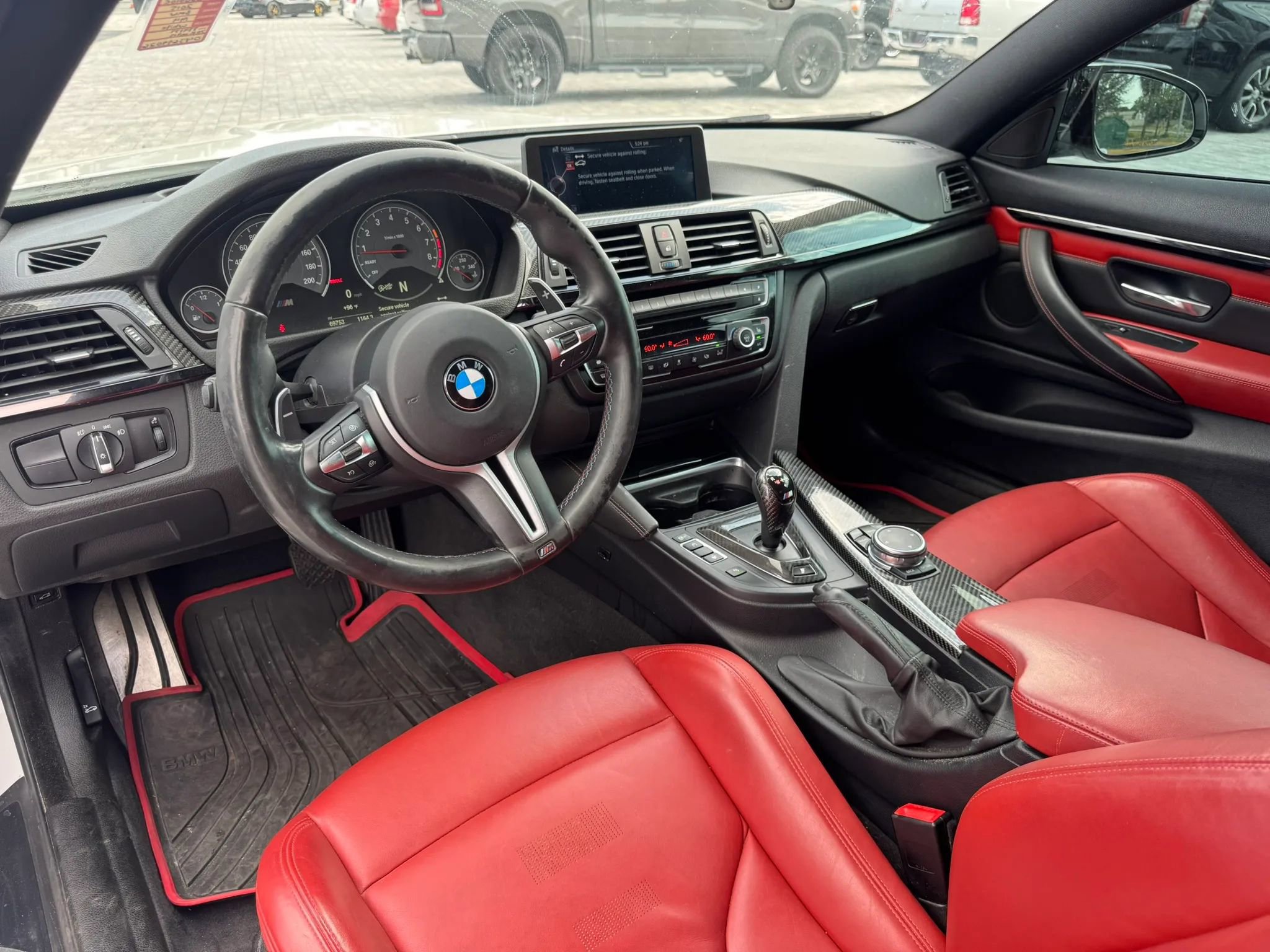 Used 2015 BMW M4 Coupe RWD image 11