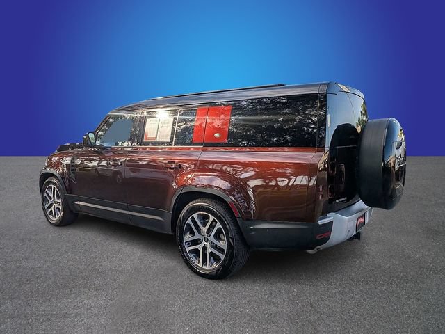 Used 2023 Land Rover Defender 130 SE AWD/4WD image 3