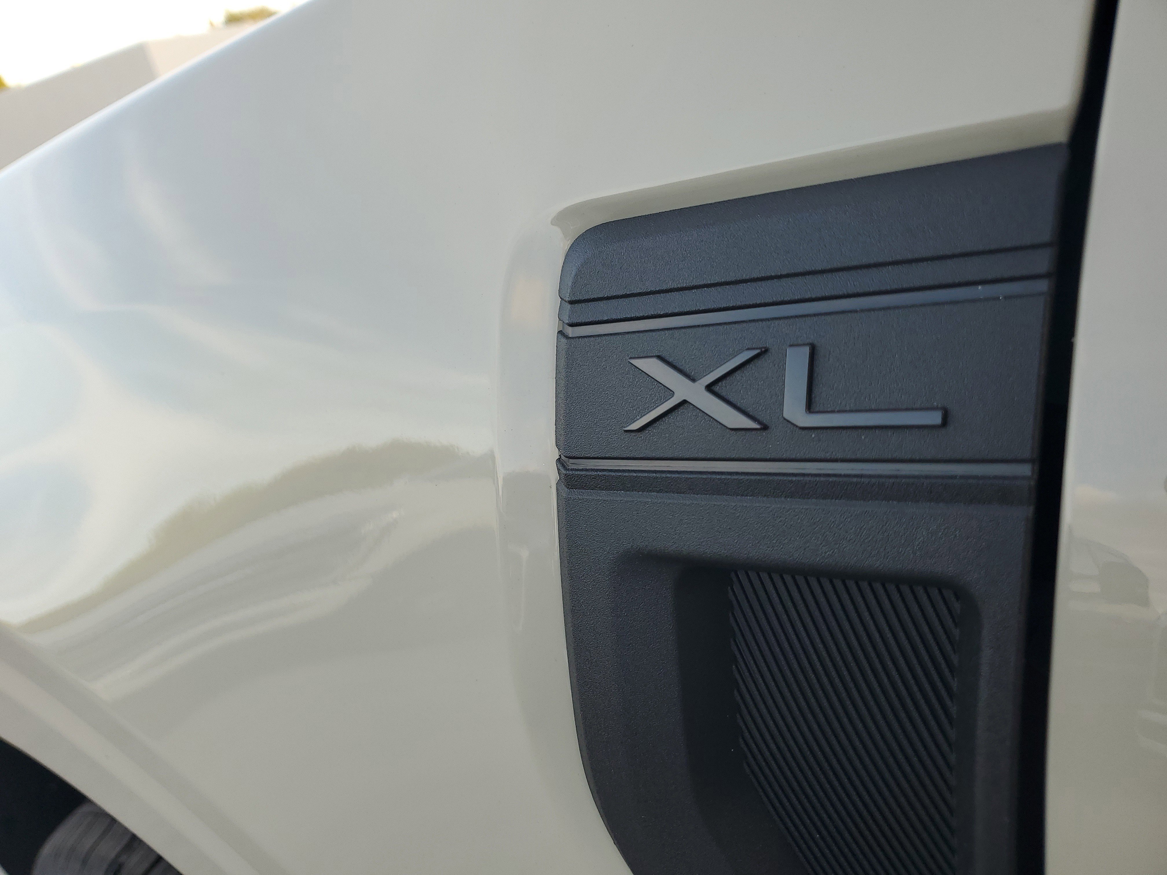 New 2025 Ford Maverick XL w/ Equipment Group 101A image 9