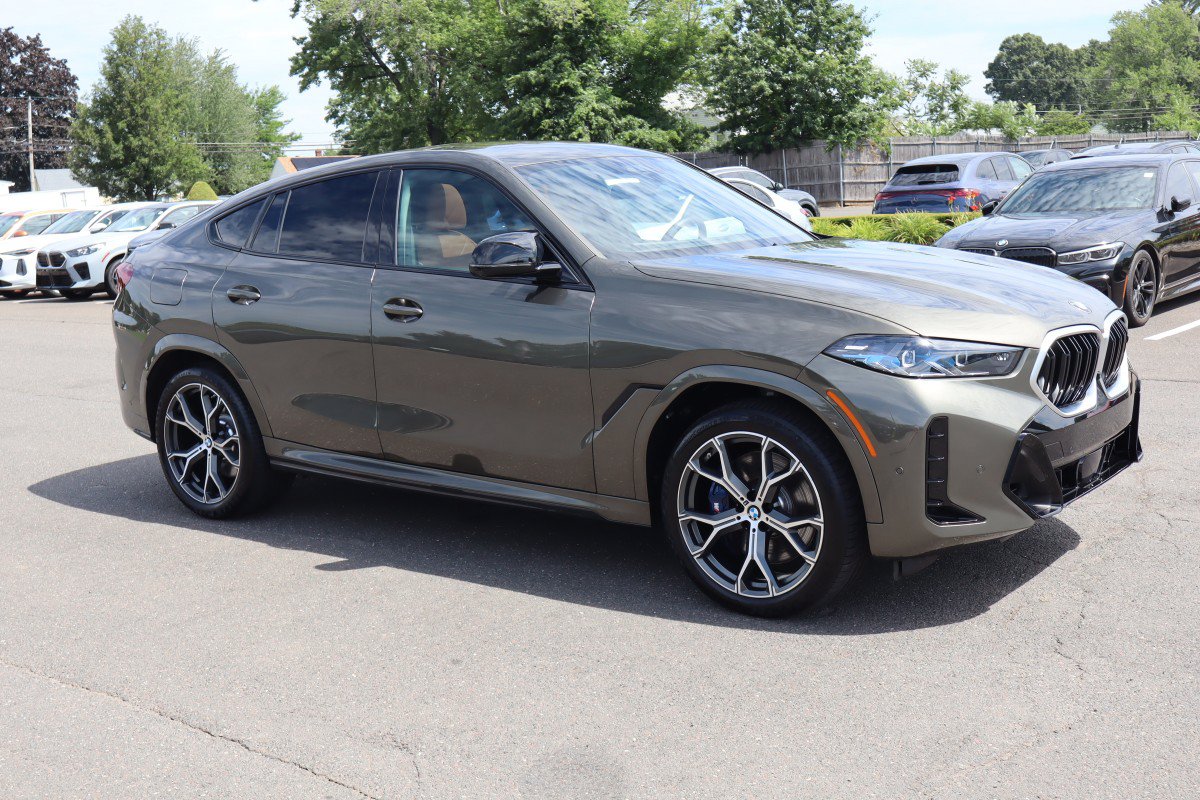 Used 2026 BMW X6 M60i AWD/4WD image 3