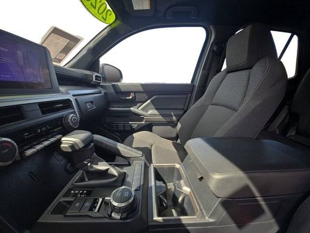 Certified 2026 Toyota 4Runner SR5 AWD/4WD image 11
